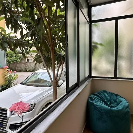 Apartment House